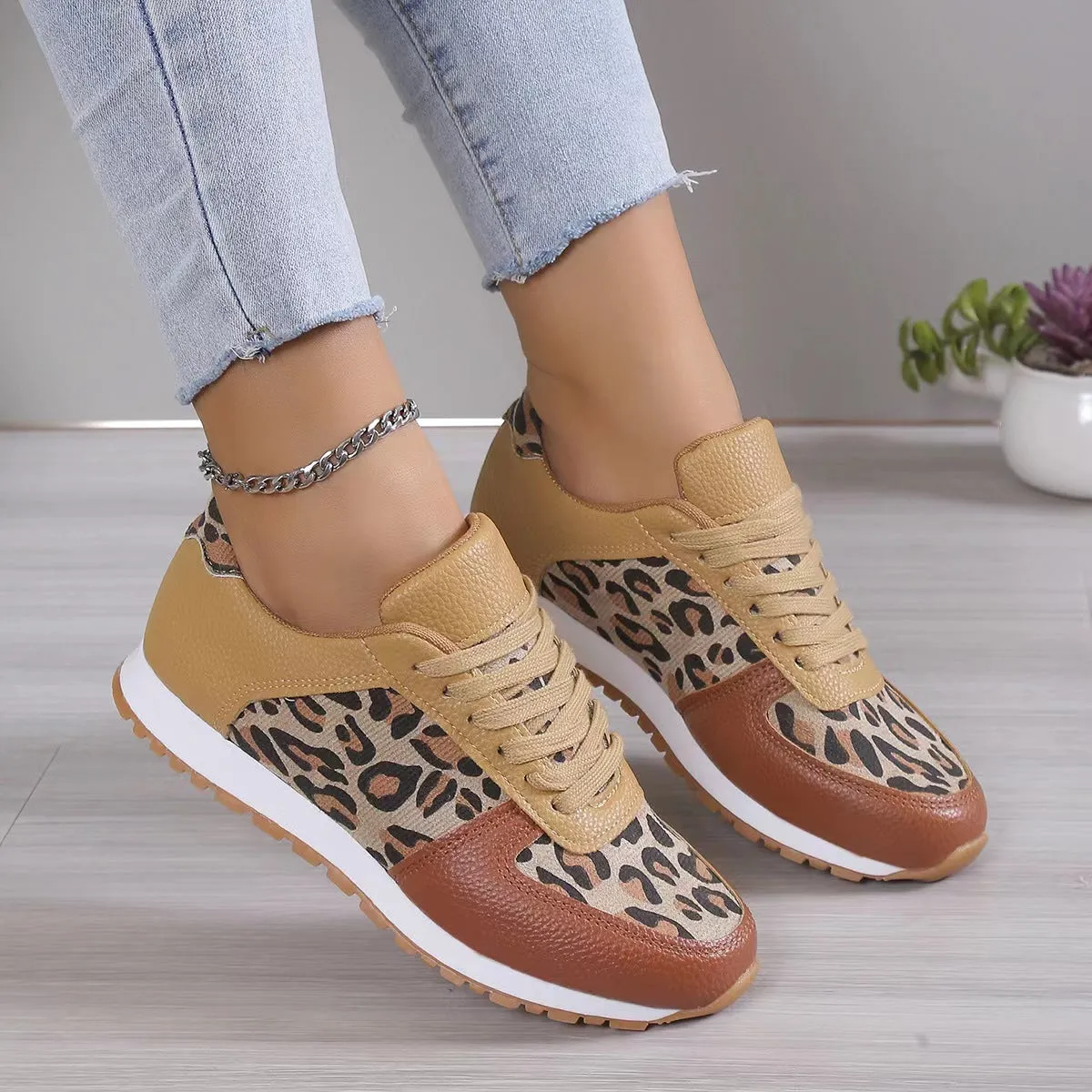 Leopard Print Lace-Up Sneakers - Stylish Women’s Sports Shoes